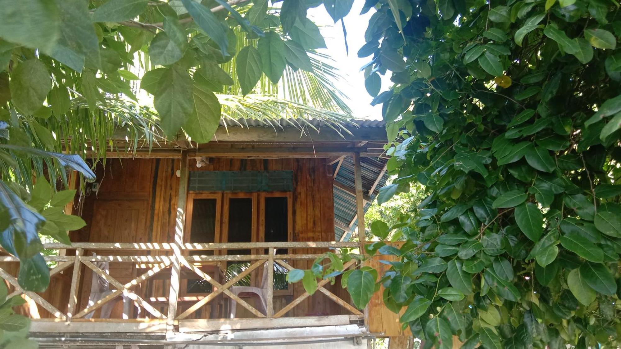 Yohana Cottage Tual Bilik gambar